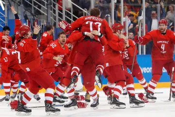 Kaprizov v objetí ruských spoluhráčů