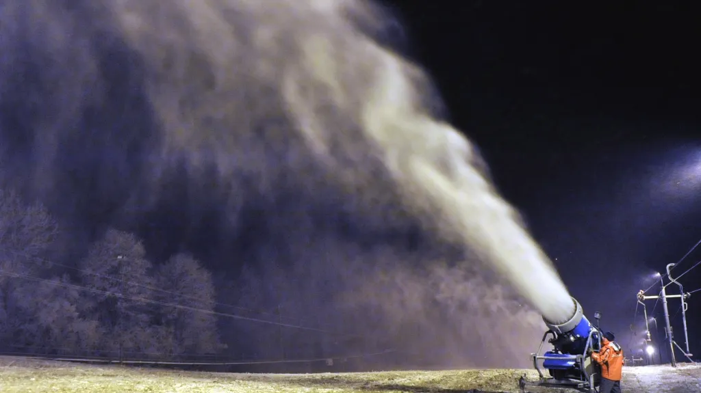 Umělé zasněžování