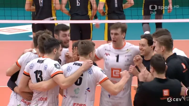 Volejbalisté Karlovarska v úvodním čtvrtfinále Poháru CEV porazili Belchatów