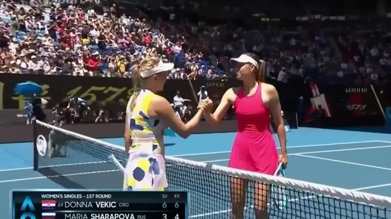 Šarapovová se rozloučila s Australian Open už v prvním kole
