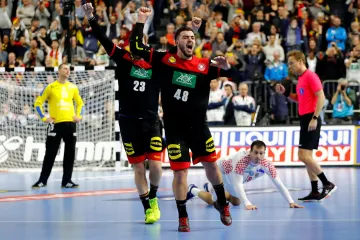 Němečtí házenkáři se radují z výhry nad Chorvatskem