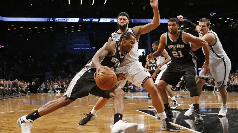 Utkání Brooklyn - San Antonio