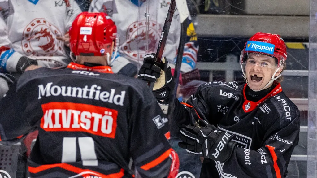 Šimon Marha se raduje z gólu proti Třinci