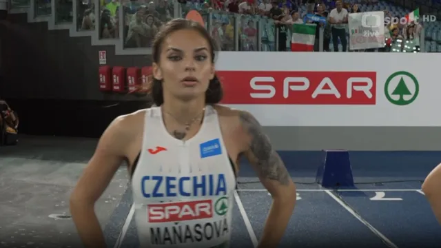 Semifinálový běh a ohlasy Karolíny Maňasové