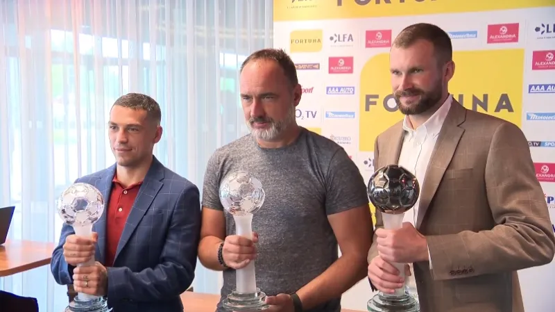Nejlepším hráčem sezony byl zvolen Kolář, cizincem Stanciu, trenérem Trpišovský