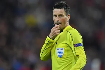 Anglický rozhodčí Mark Clattenburg