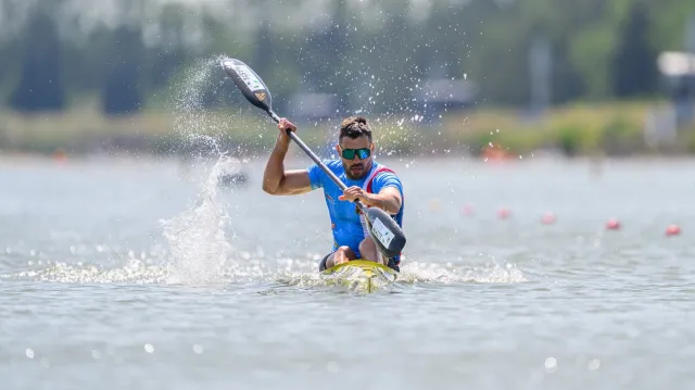 Dostál na MS ovládl rozjížďku, Fuksa je ve finále