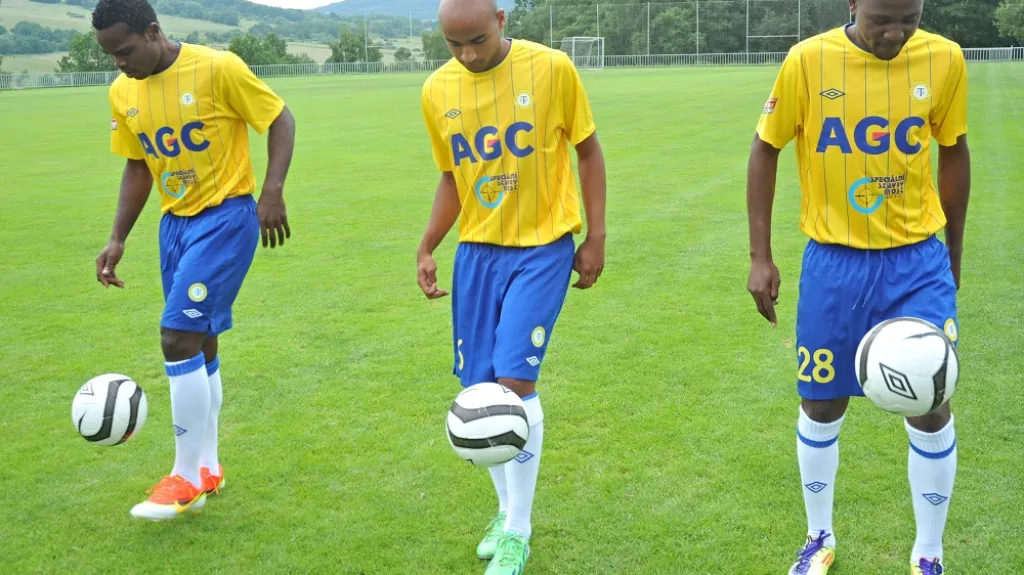 Teplické posily z Afriky zleva: nigerijský útočník Salami, Kapverďan Nivaldo a Litsingi z Konga