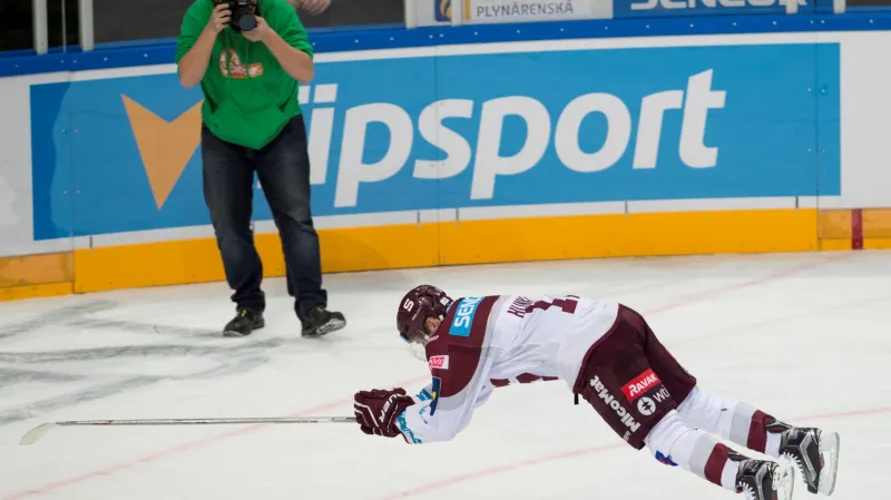 Jaroslav Hlinka slaví svůj vstup do Klubu hokejových střelců