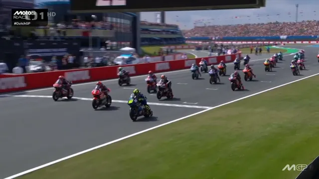 Salač kvůli bolestem po pádu v kvalifikaci nedokončil Velkou cenu v Assenu