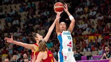 Závěr semifinále Francie – Španělsko