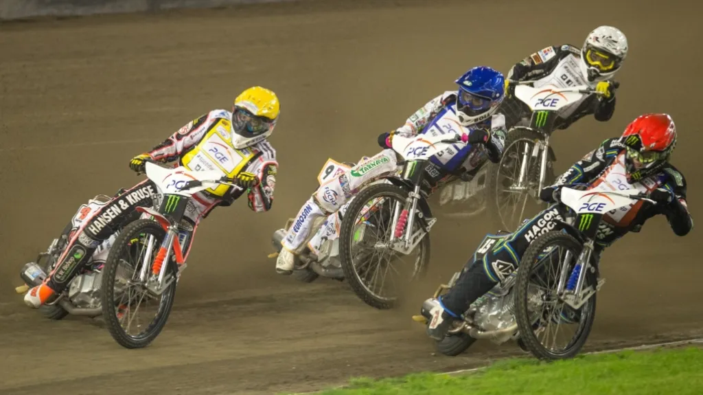 Tai Woffinden (v bílé helmě) při finále MS