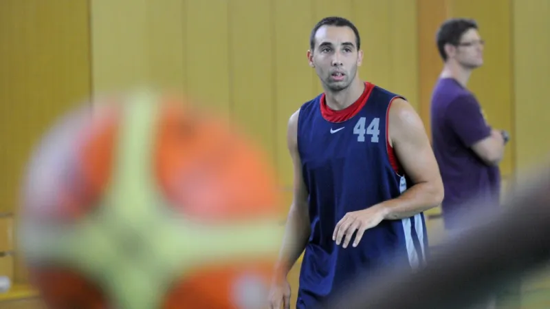 Miljan Pavkovič na tréninku nymburského týmu