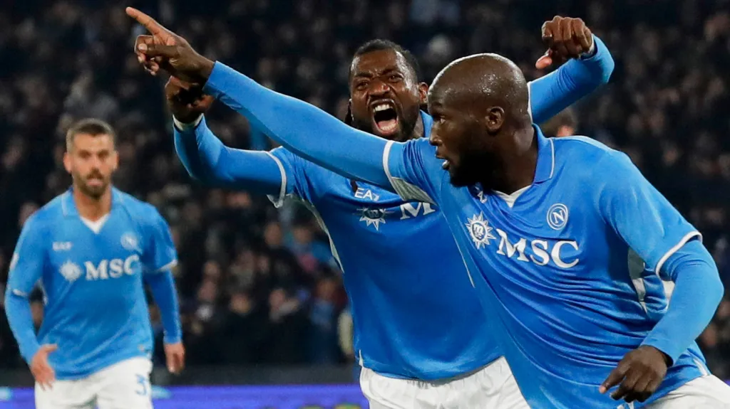 Romelu Lukaku slaví branku