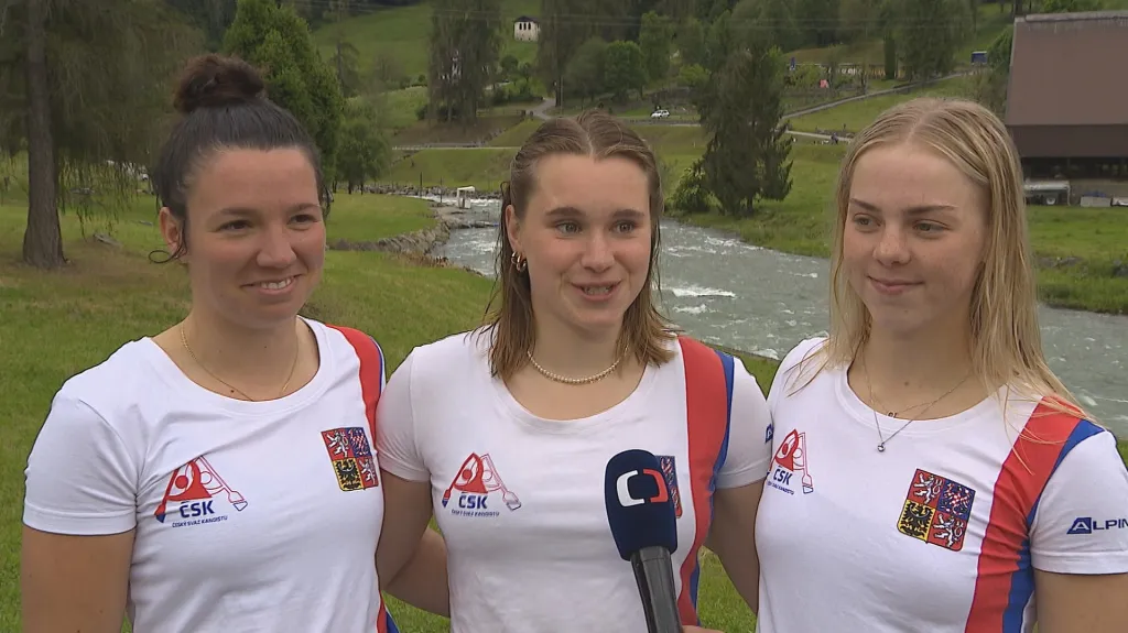 České reprezentantky ve sjezdu na divoké vodě