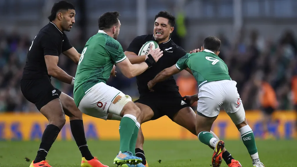 Utkání mezi Irskem a Novým Zélandem v roce 2021