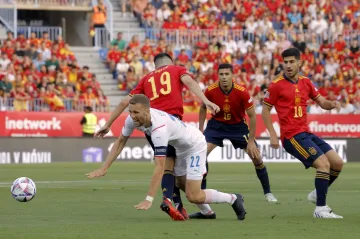 Tomáš Souček v utkání ve Španělsku