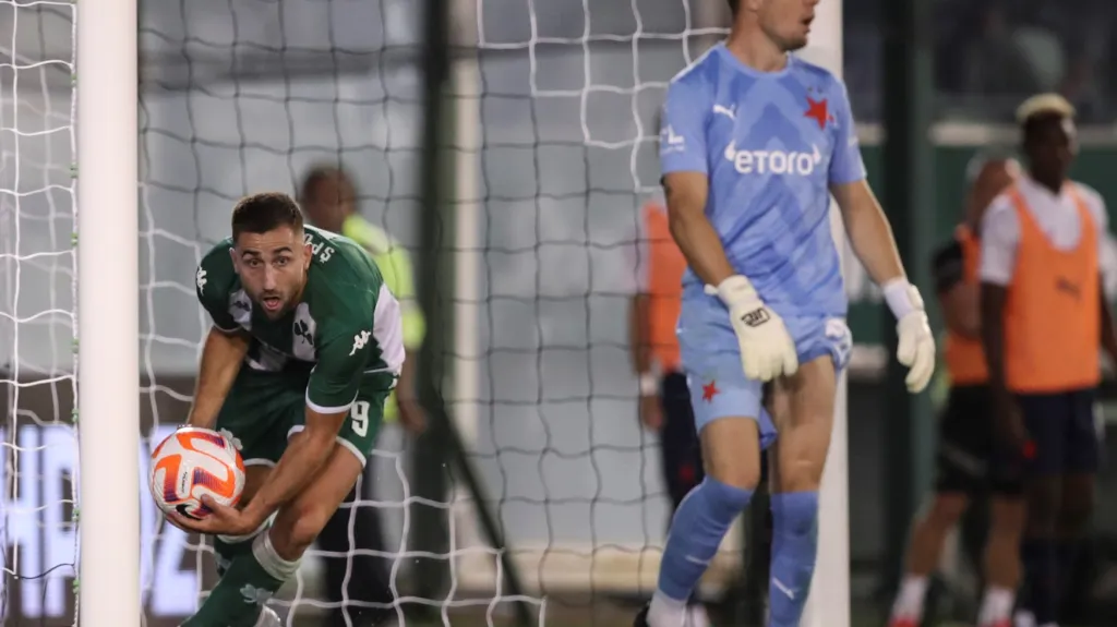 Aleš Mandous po inkasované brance od Andraže Šporara