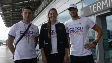 První sportovci zamířili do Tokia, Prskavcovi udělali radost basketbalisté