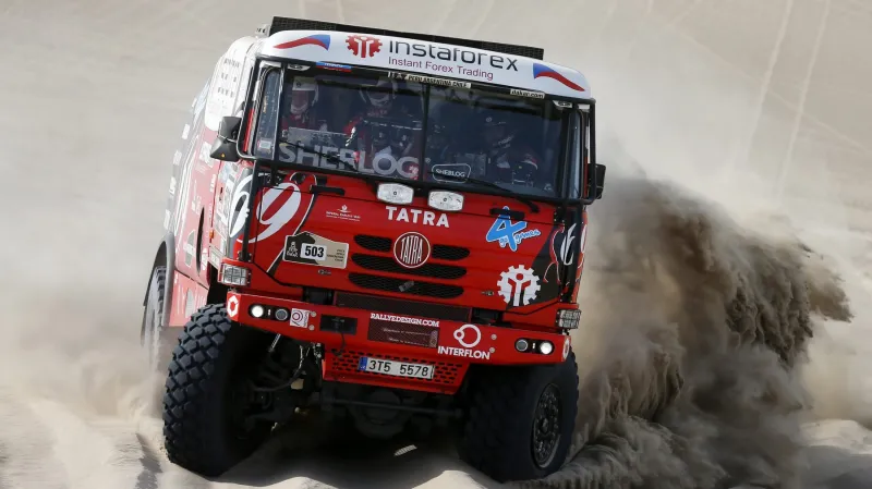 Loprais v 5. etapě Dakaru výrazně ztratil