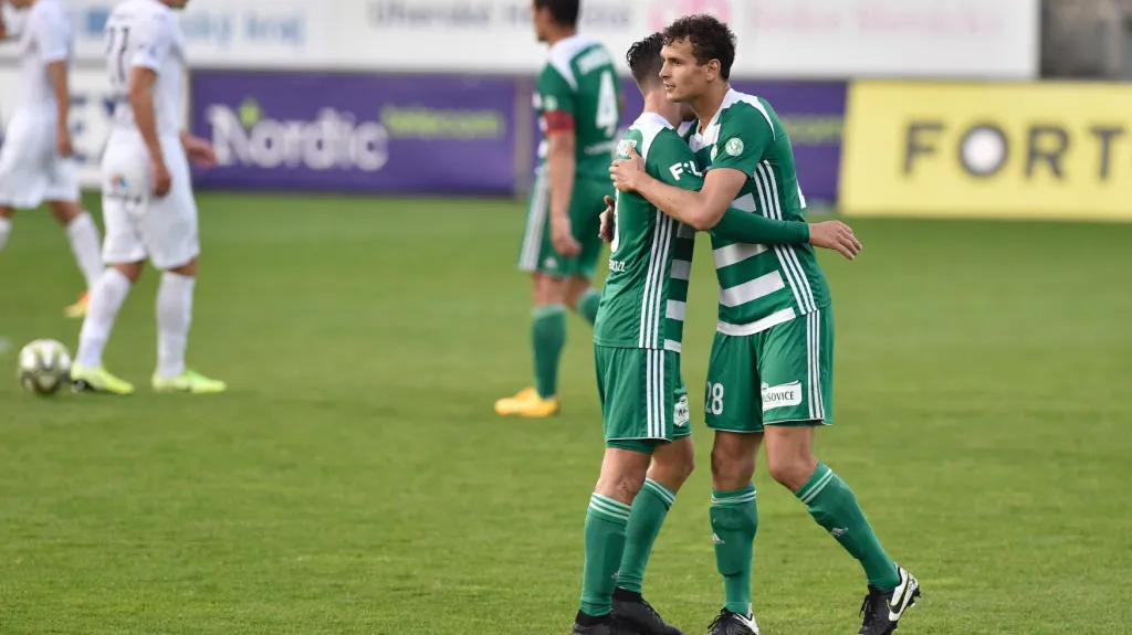 Bohemians mohou slavit