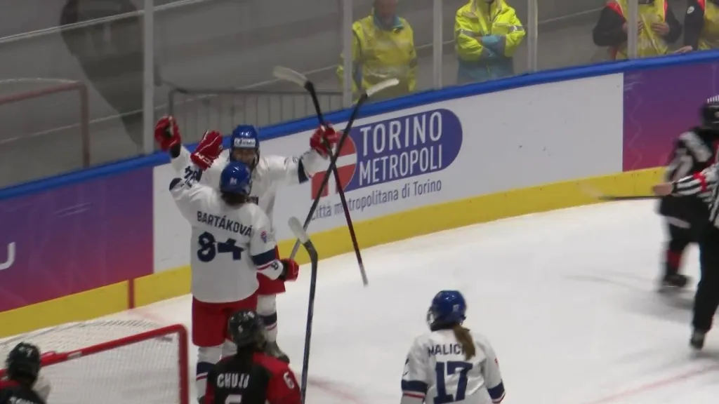 České hokejistky čeká na univerziádě boj o medaile