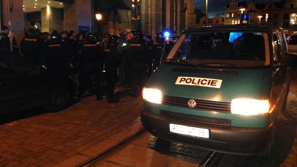 Policie zasahuje proti fanouškům Bayernu Mnichov
