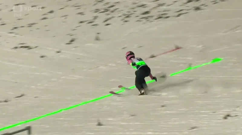 Skoky českých závodníků v kvalifikaci v Zakopaném