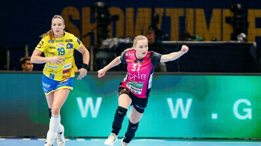 Jana Knedlíková v dresu Kristiansandu