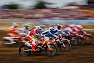 Při motokrosu v Benátkách u Litomyšle zemřel jeden ze závodníků