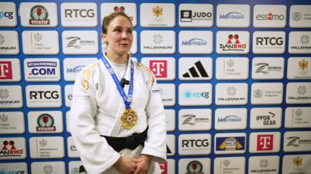 Zachové pomohla ve finále ME diskvalifikace soupeřky