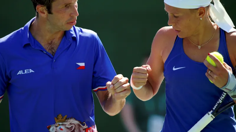 Radek Štěpánek a Lucie Hradecká