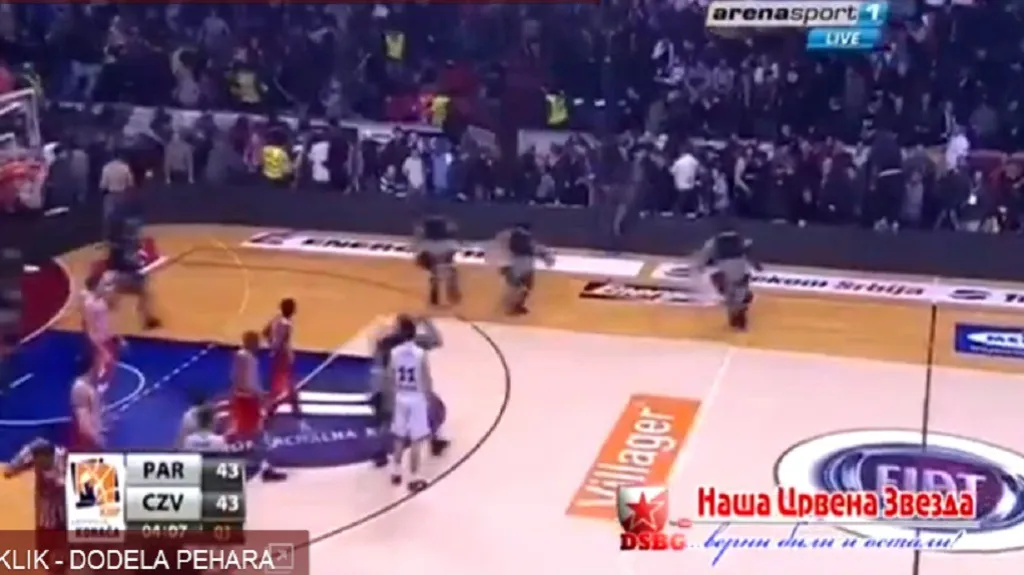Výtržnosti diváků na basketbale v Srbsku