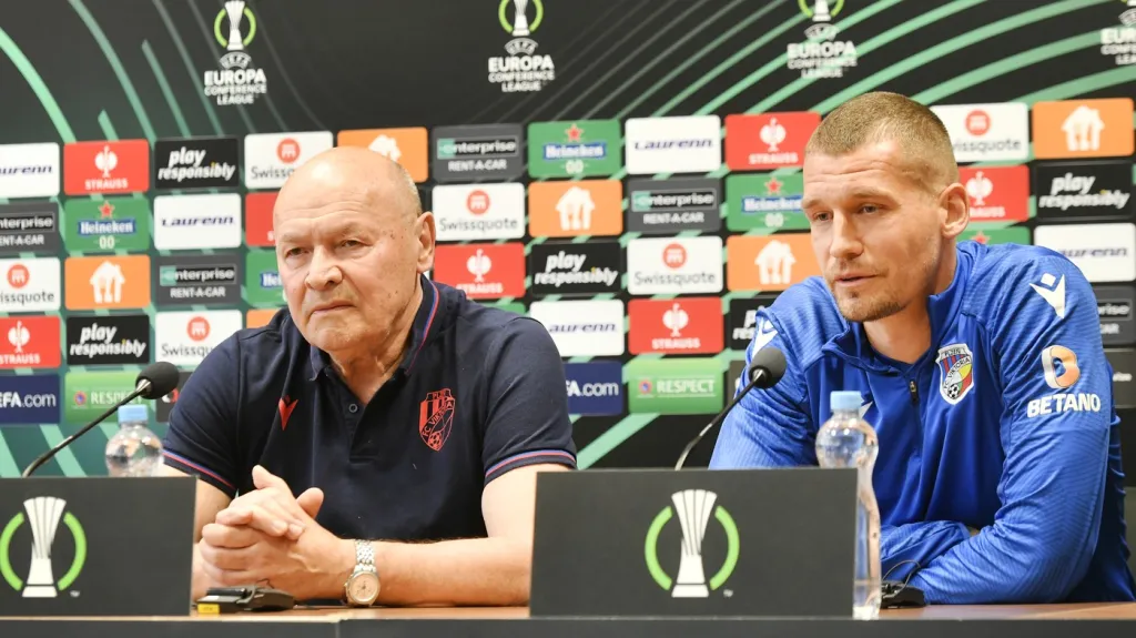 Trenér Plzně Miroslav Koubek a obránce Lukáš Hejda