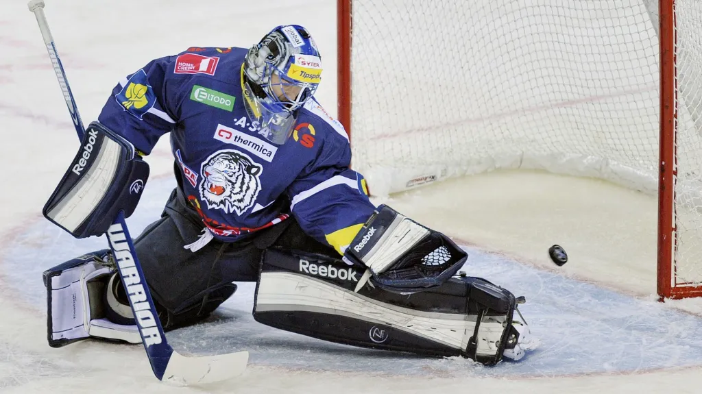 Liberecký brankář Tomáš Vošvrda