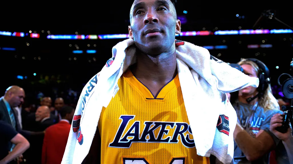 Kobe Bryant po svém posledním zápase za Lakers