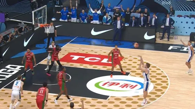 Krásná akce estonských basketbalistů