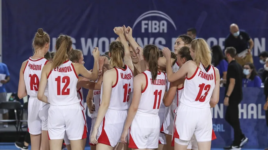 České basketbalistky na juniorském MS v Maďarsku