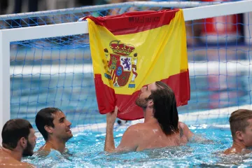 Španělští vodní pólisté slaví zlaté medaile na MS