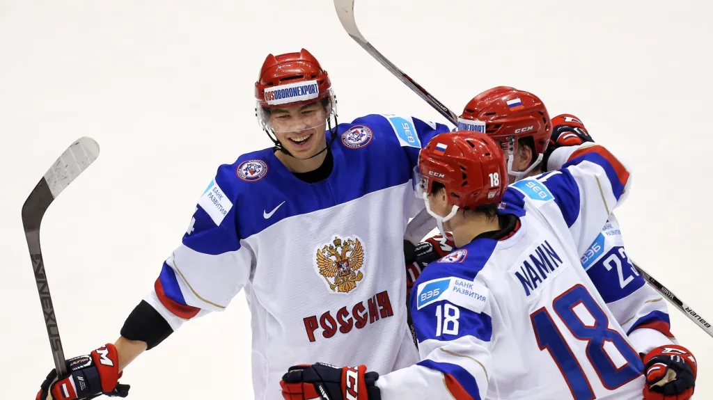 Slavící dvacítka Ruska