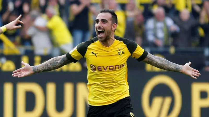 Střelec Dortmundu Paco Alcácer