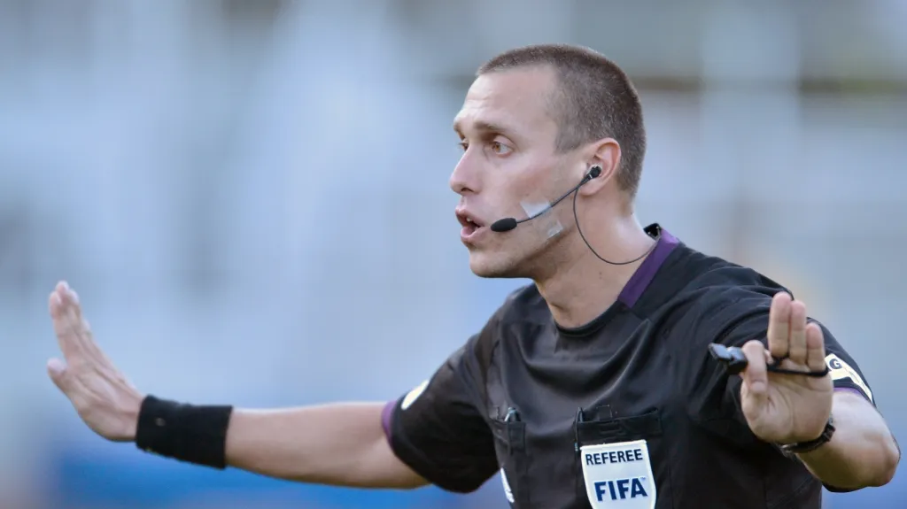 Rozhodčí Miroslav Zelinka