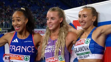 Finále běhu na 800 metrů se zlatou Hodgkinsonovou