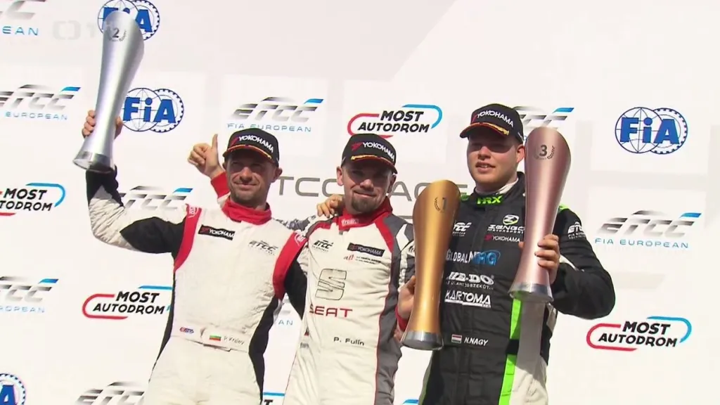 Fulín triumfoval v soutěži cestovních vozů