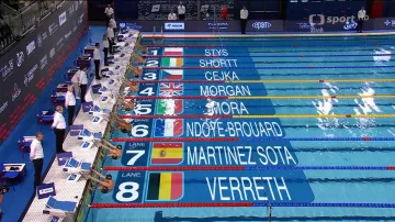 Čejka postoupil do finále 100 m znak