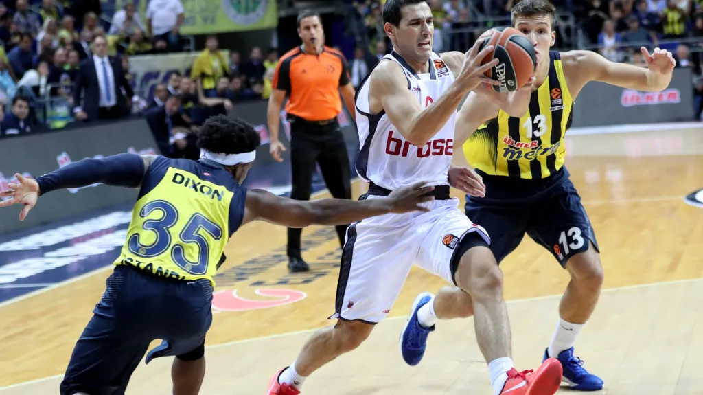 Utkání Fenerbahce Istanbul - Bamberg