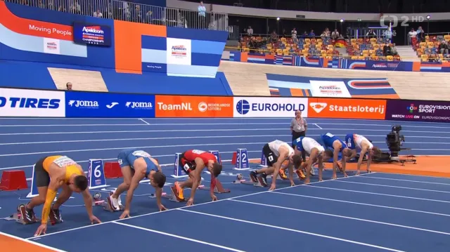 Běh sedmibojaře Stráského na 60 metrů překážek