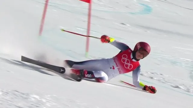 Shiffrinová vypadla v 1. kole obřího slalomu