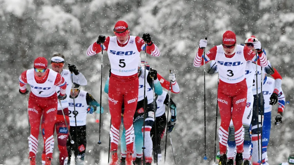 Závodníci na mistrovství světa juniorů v klasickém lyžování