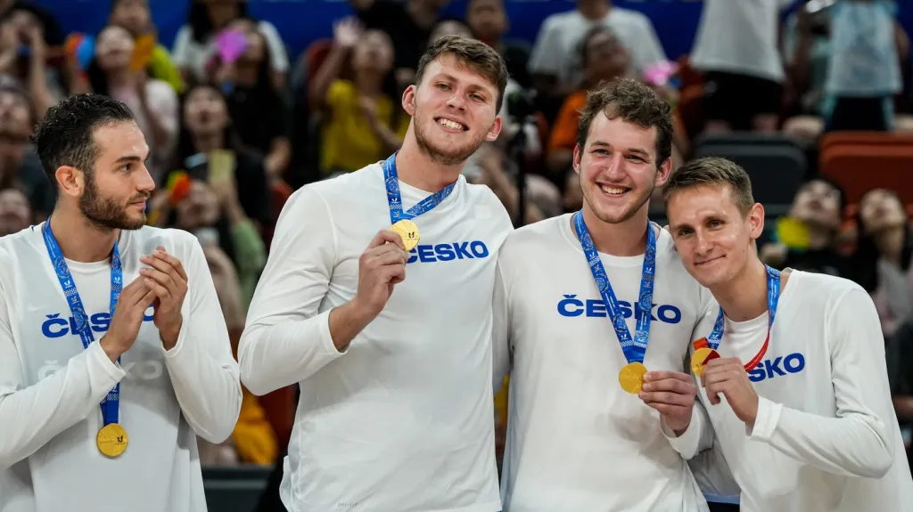 Vzpomínka na Čcheng-tu: Čeští basketbalisté získali zlaté medaile